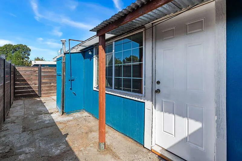 1 bed, 1.0 bath, 760 sqft, $1,400 — Photo 1
