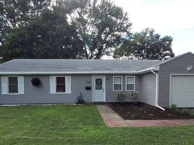 2306 S 24th St, Saint Joseph, MO, 64503