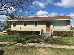 220 S 4th Ave, Edgar, WI 54426