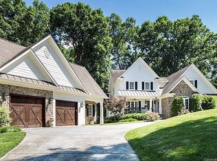 1431 Runnymede Ln, Charlotte, NC 28211