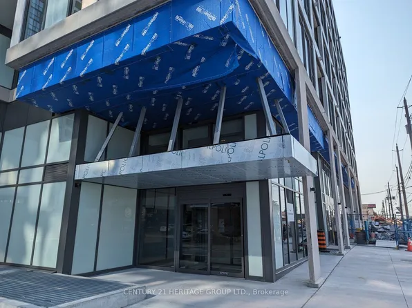 1195 The Queensway, Toronto, ON