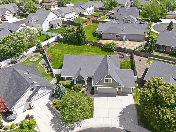 2nd image of 11847 W Darkwood Dr
