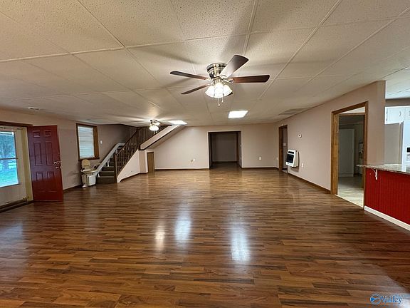 3rd image of 255 Jones Rd