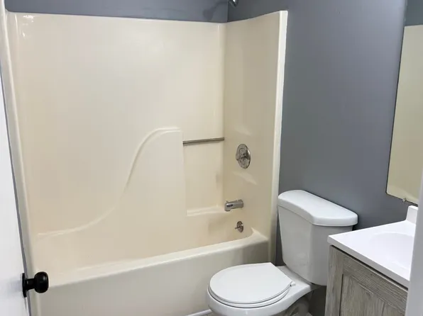 117 Virgil Dr, Radcliff, KY 40160