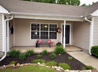 680 Pearl Stone Dr, Lonoke, AR 72086