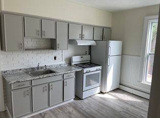 54 N Main St, Castleton On Hudson, NY 12033