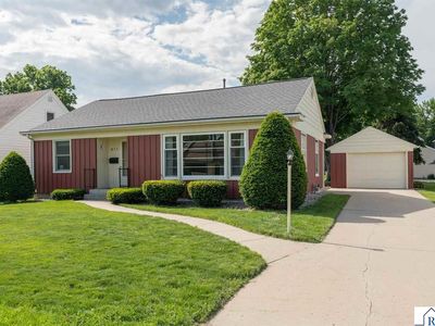 411 Page Ave, North Mankato, MN, 56003