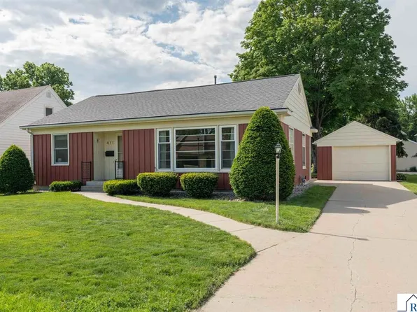 411 Page Ave, North Mankato, MN 56003