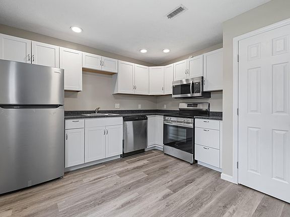 4th image of 1064 Willowdale Rd #A-f