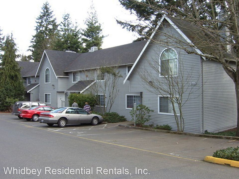1st image of 5725 200th St SW #1