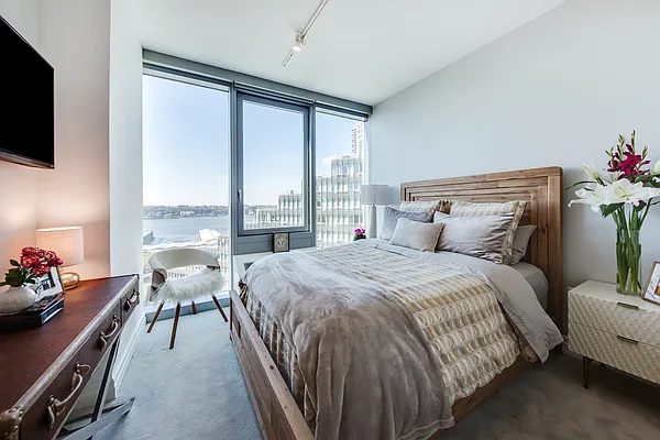 Rented by Mirador Real Estate | media 64