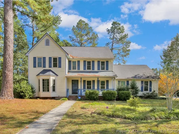 1979 Fairforest Dr, Fayetteville, NC 28304