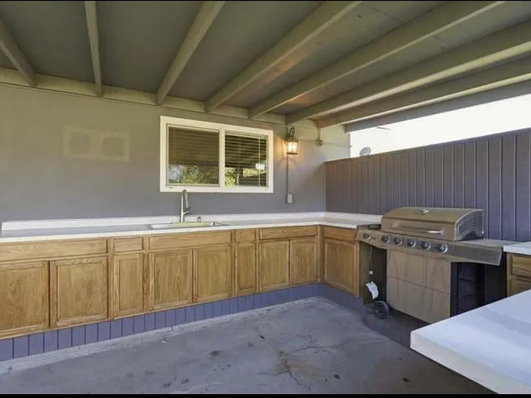 209 Tokay Ave — Photo 22