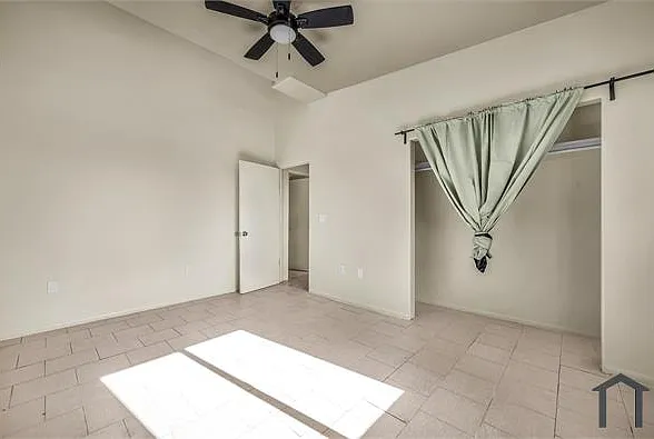 4 bed, $3,450 — Photo 4