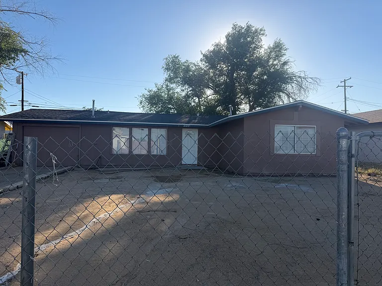21207 Kenniston St — Photo 10