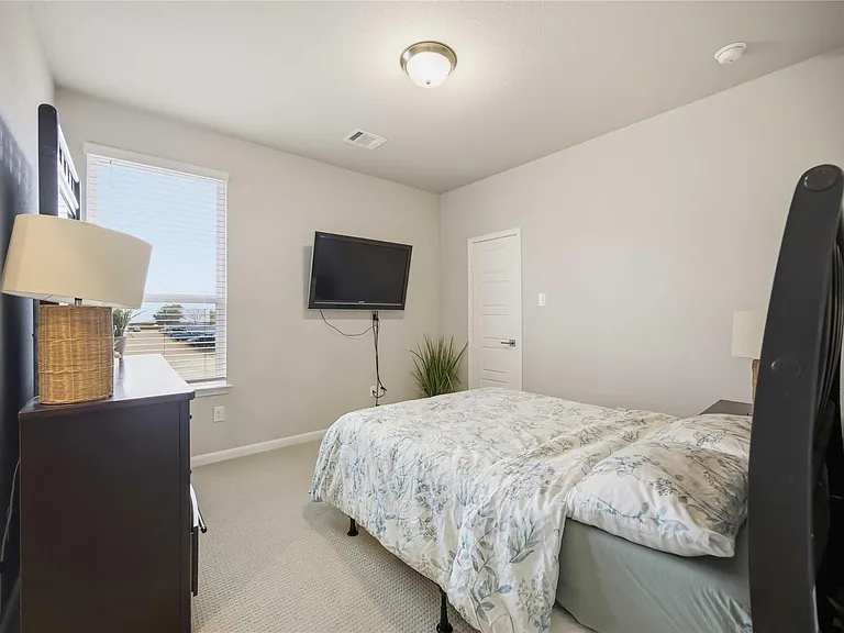 8104 Morning Melody Dr — Photo 23
