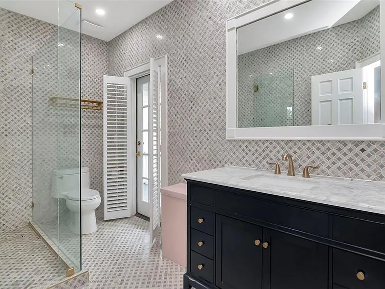 6220 Bayshore Blvd — Photo 14