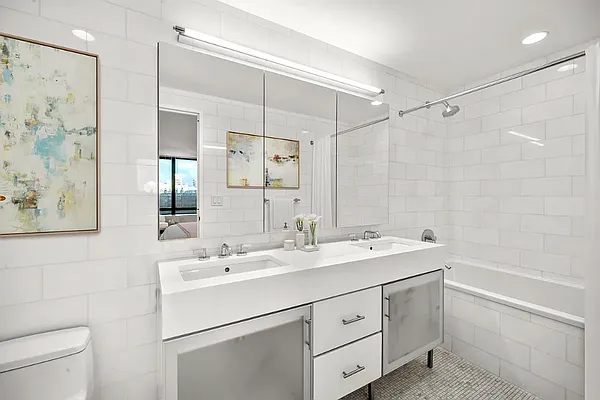 Rented by Vector New York, LLC | media 9