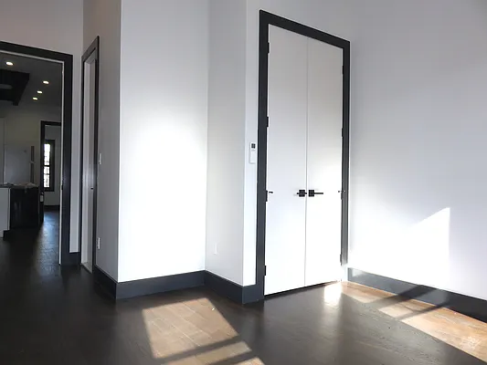 Rented by Rennit Inc. | media 37