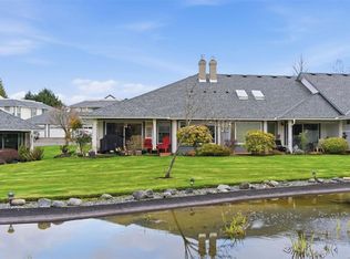 330 Dogwood St N #207, Parksville, BC V9P 1P8