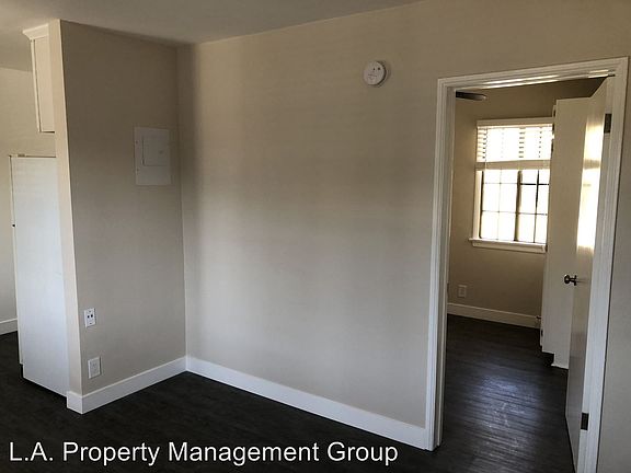 2nd image of 108 N Kenwood St #110C