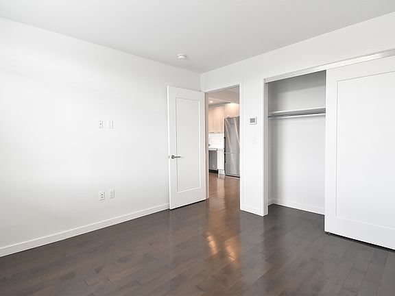 4th image of 30-40 21st St #320