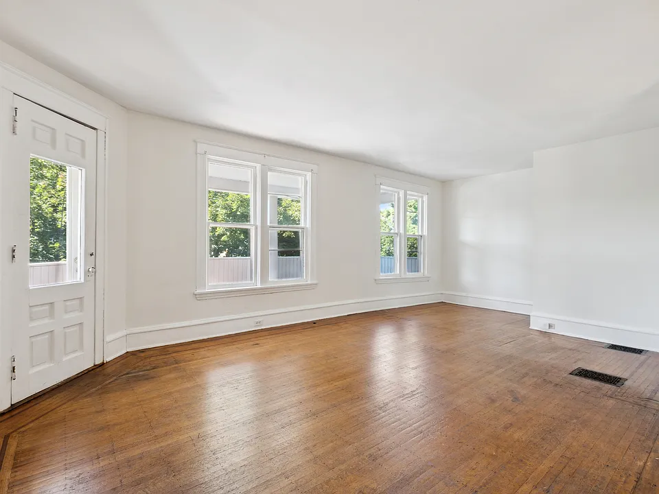 2nd floor living room