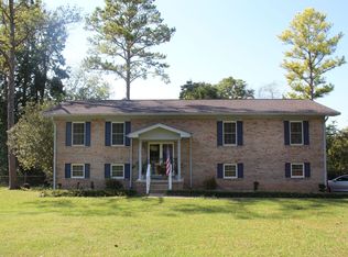 8626 Surry Cir, Chattanooga, TN 37421