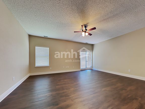 5th image of 12247 Inside Trl