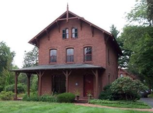 796 Longmeadow St, Longmeadow, MA 01106