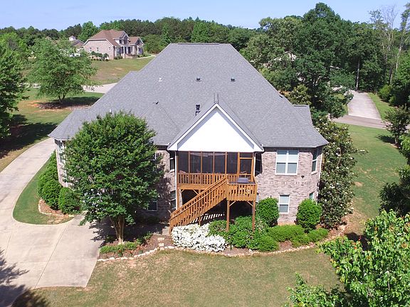 2nd image of 212 W Lake Blvd