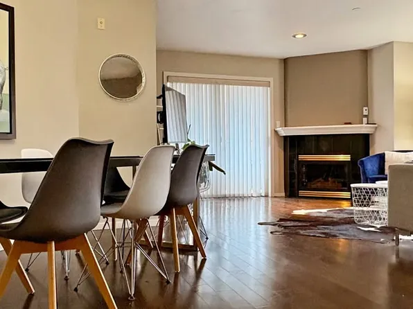 3700 Carey Rd #202, Saanich, BC V8Z 4C2