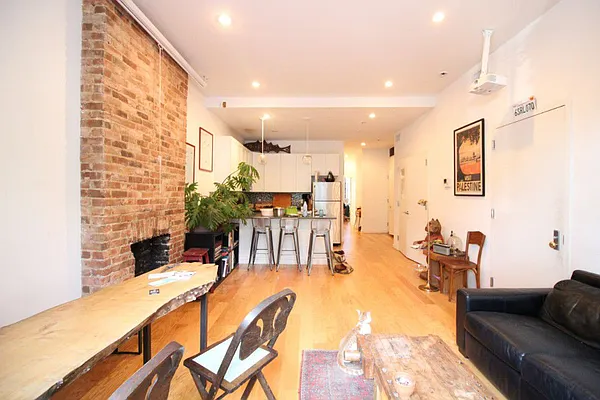 Rented by Bedford 6 Real Estate | media 18