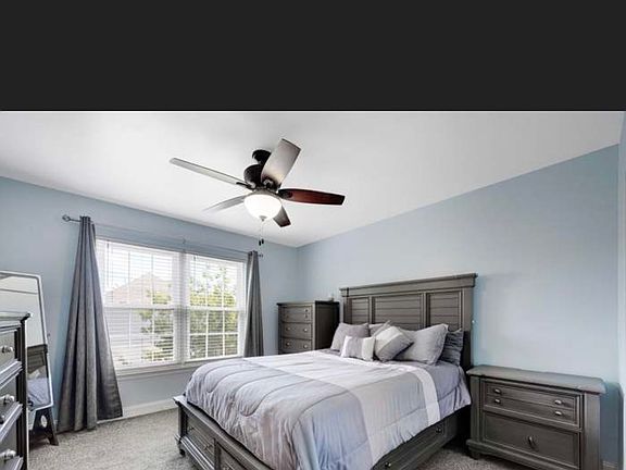 2nd image of 4037 Hartland St
