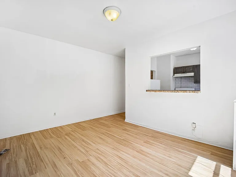 429 Fairmount Ave #104 — Photo 5