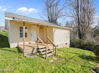 1703 Cecil Ave, Knoxville, TN 37917