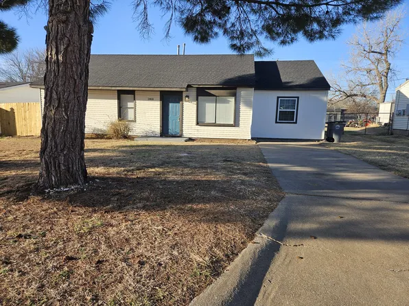 2408 NW 28th St, Lawton, OK 73505
