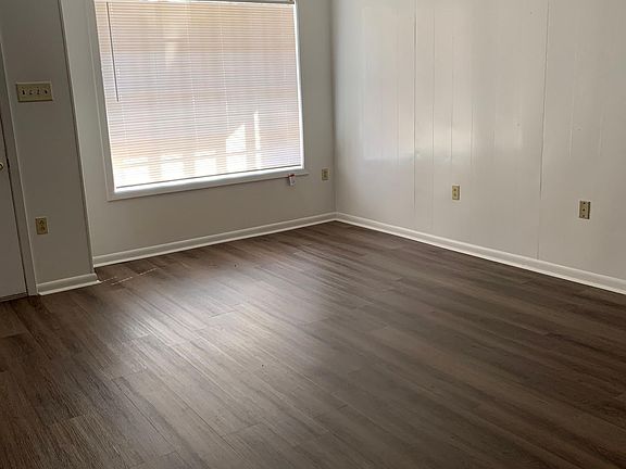 5th image of 3700 Montague Blvd APT 9