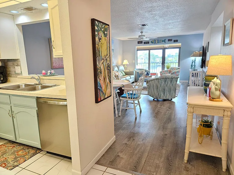 340 Three Lakes Ln #F — Photo 5