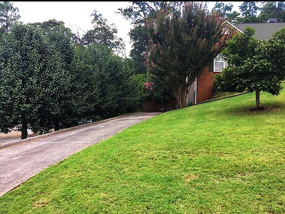 2nd image of 34 Carrington Dr
