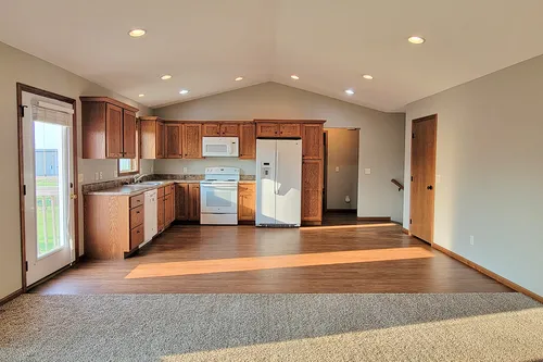 108 Brittany Ave Photo 1