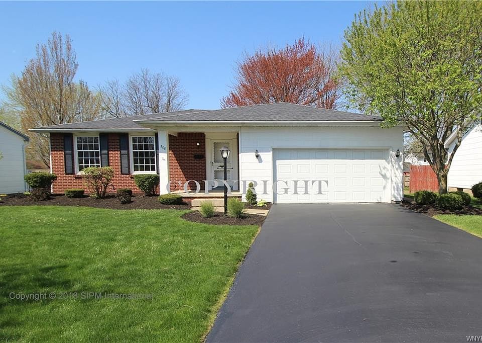 1st image of 308 Sprucewood Ter