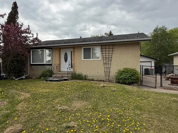 5307 48th St, Stony Plain, AB T7Z 1E4