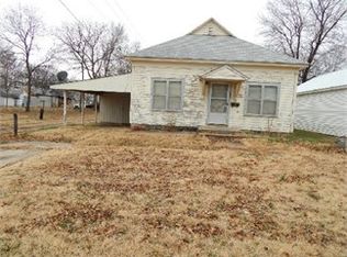 205 S Montgomery St, Sedan, KS 67361