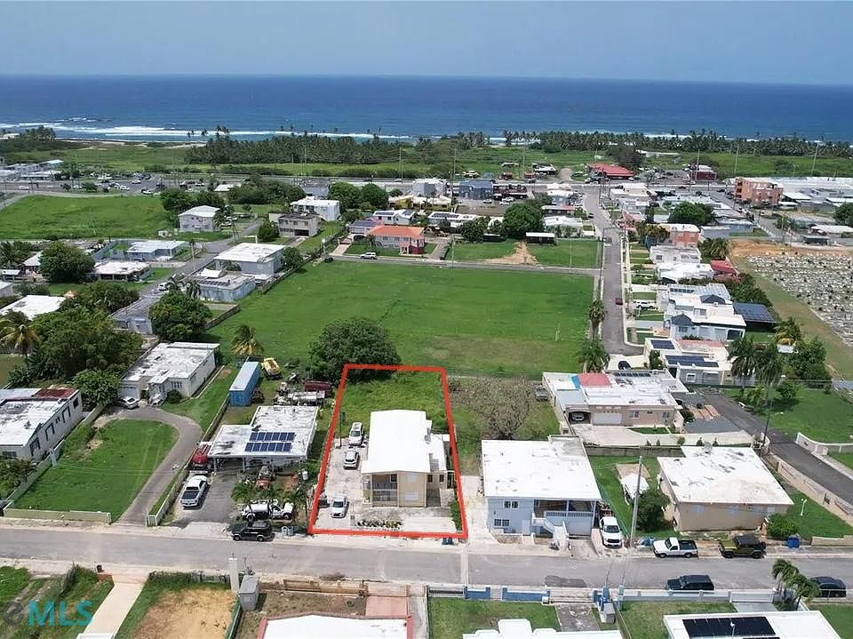 1st image of 231 Calle Hucares