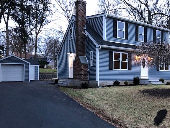 2nd image of 8 Roselawn Ave