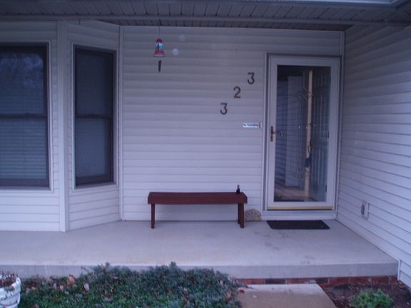 4th image of 338 W White Pine Ct