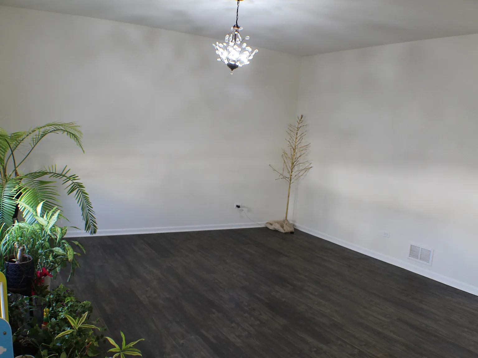 P101 / 3759 Saint James Ct - 1 — Photo 3