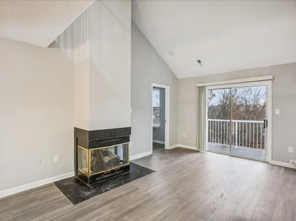 12901 Churchill Ridge Cir APT 14, Germantown, MD 20874