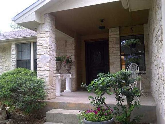 4th image of 100 Riverwood Dr